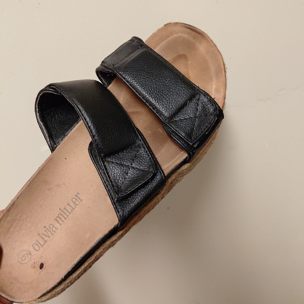 Oliver Miller Women's Black Strappy Comfortable Platform Slides Sandals Size 9